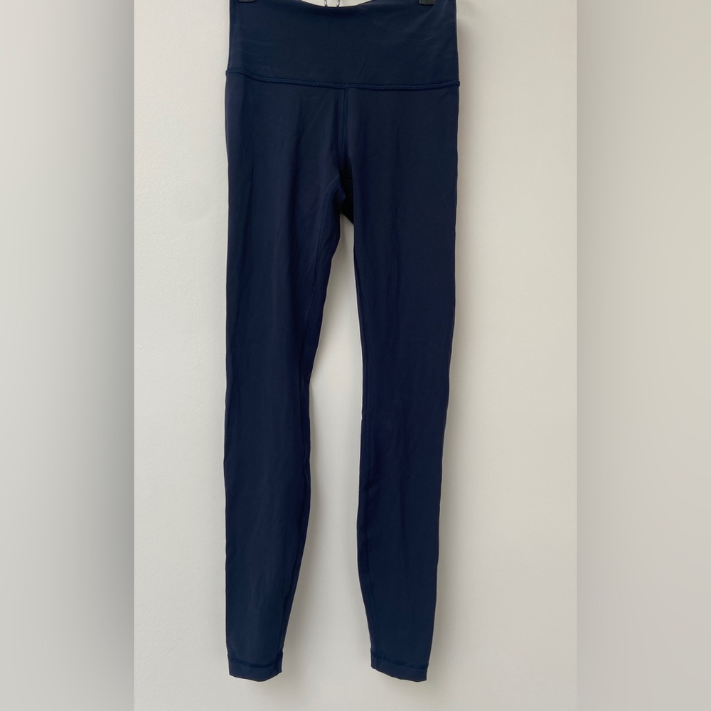 Brand new size 4 navy lulu lemon leggings